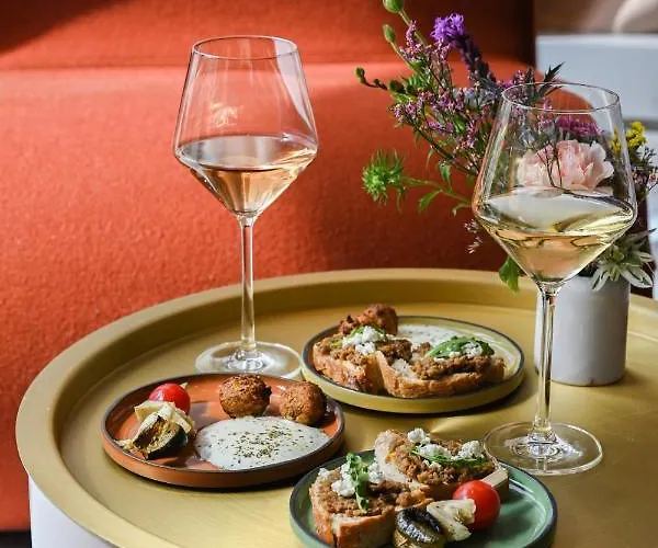 Okko Centre Отель 4*