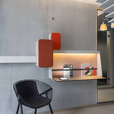 מלון Okko Centre 4*