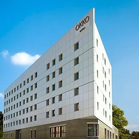 Okko Centre מלון