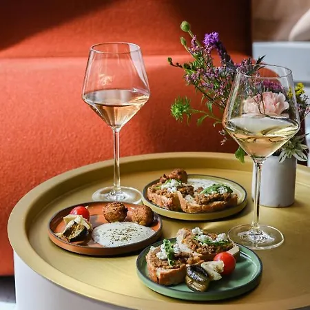 Okko Hotels Grenoble Centre Hotel 4*